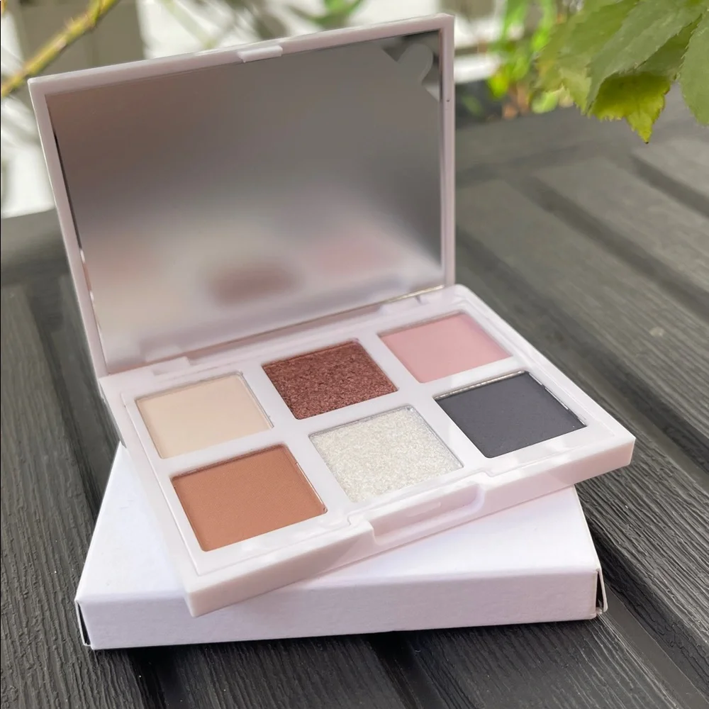 LITHE BEAUTY - Astral Eyeshadow Palette